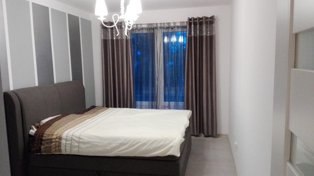 U-stay Bond Apartament Apartament *